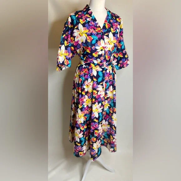 Vintage floral Jaeger outfit set, skirt & top, floral set, floral skirt, size M, - Picture 4 of 16